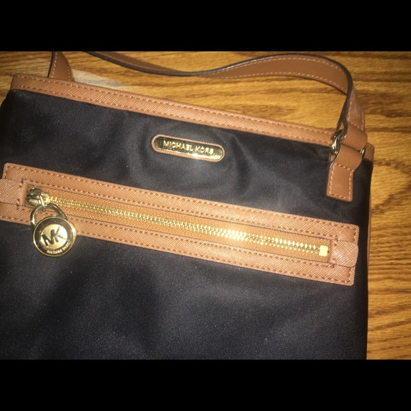 MICHAEL Michael Kors Handbags - Michael Kors crossbody